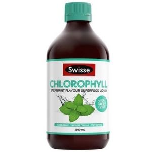 Nước diệp lục Swisse Chlorophyll Spearmint vị bạc hà chai 500ml của Úc