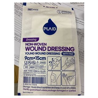 Băng gạc vô trùng YOUNG WOUND DRESSING, 9cm x 15cm, 50 miếng/hộp