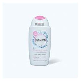 Dung dịch vệ sinh phụ nữ cao cấp Femfresh Soothing Wash 250ml (màu hồng)
